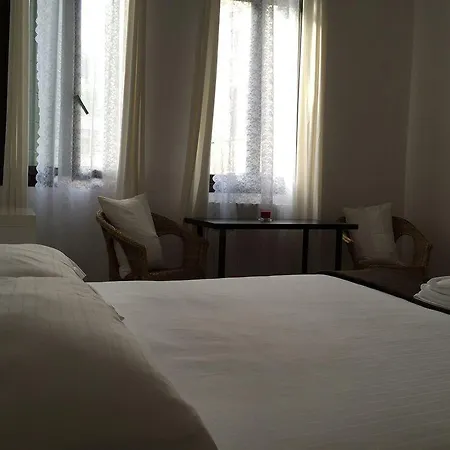 Venetian Experience Pensión 3*