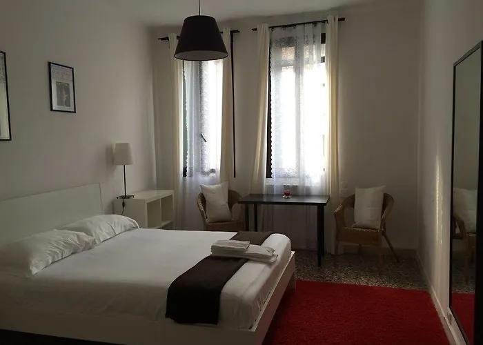 Venetian Experience 3*