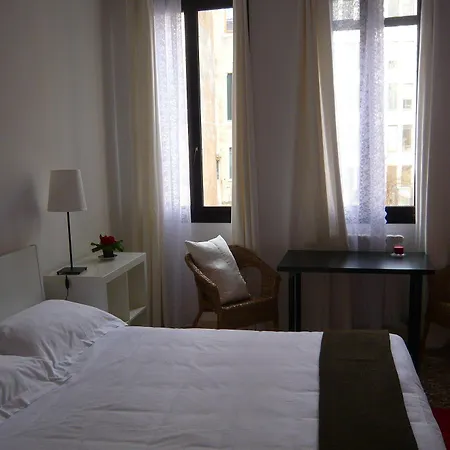 Venetian Experience بيت ضيافة البندقية