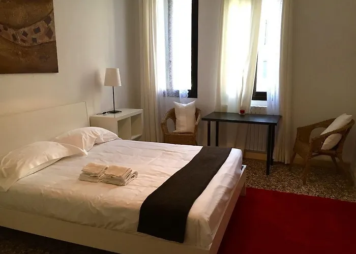 Venetian Experience Affittacamere 3*